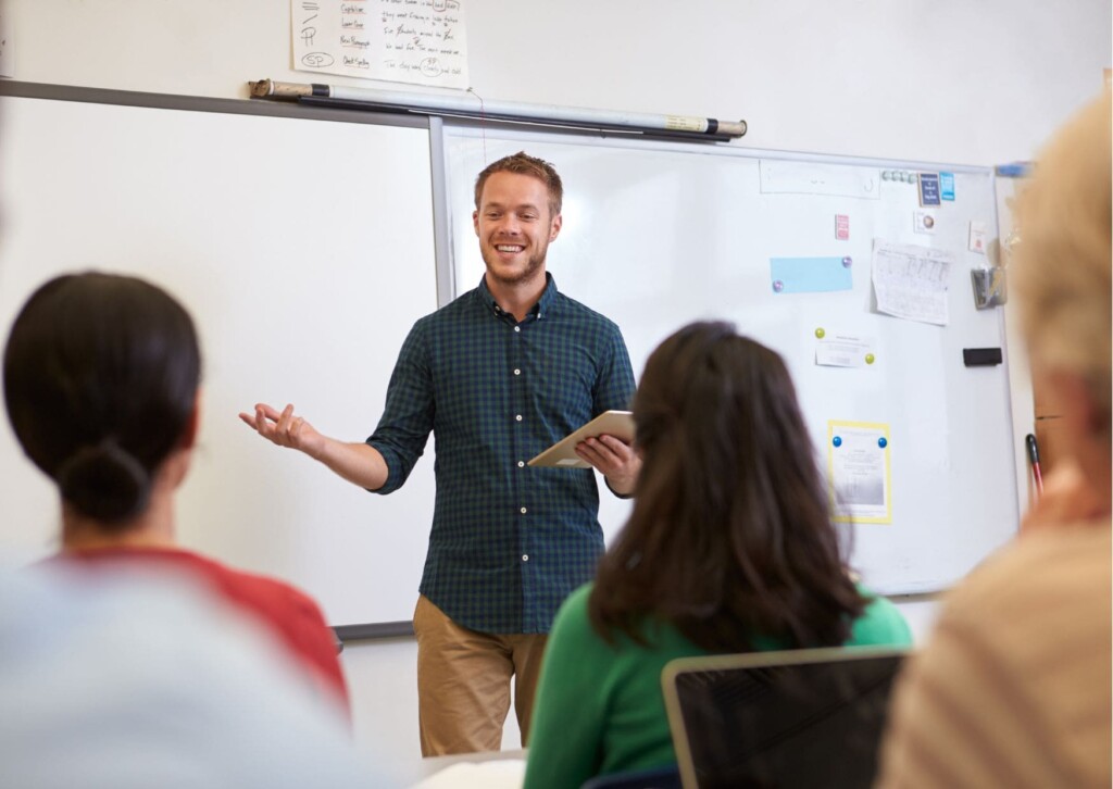 Esquema explicativo sobre cómo aplicar las bonificaciones de FUNDAE para financiar planes formativos en pymes y grandes empresas.
